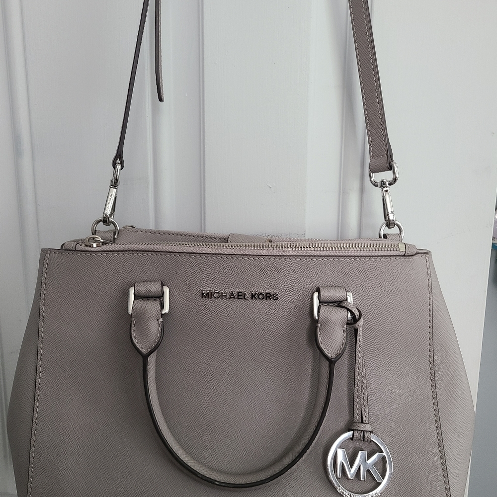 Michael Kors Sutton Saffiano Leather Satchel Grey Large - Picture 8 of 12